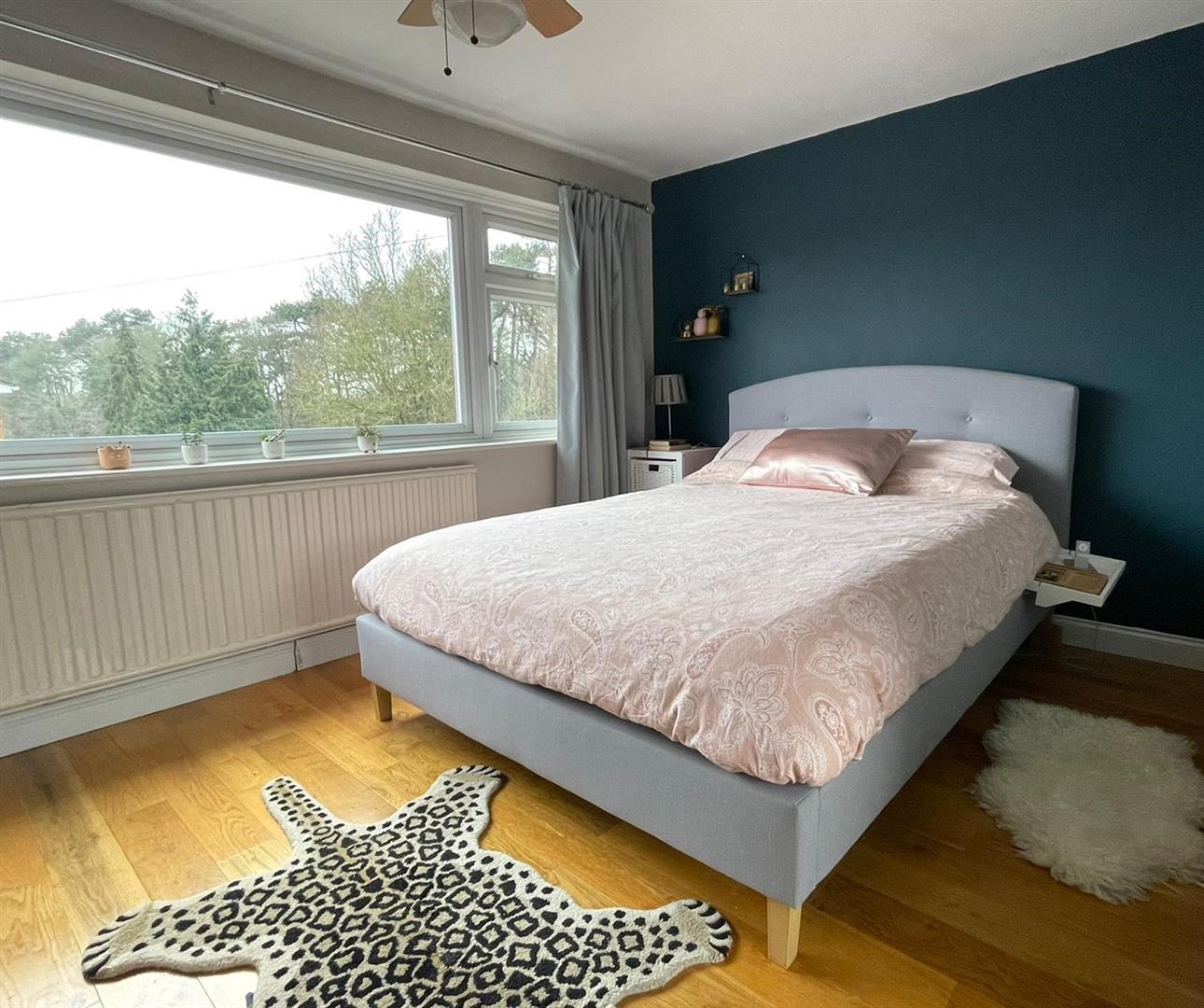 Geary Drive, Brentwood Keith Ashton